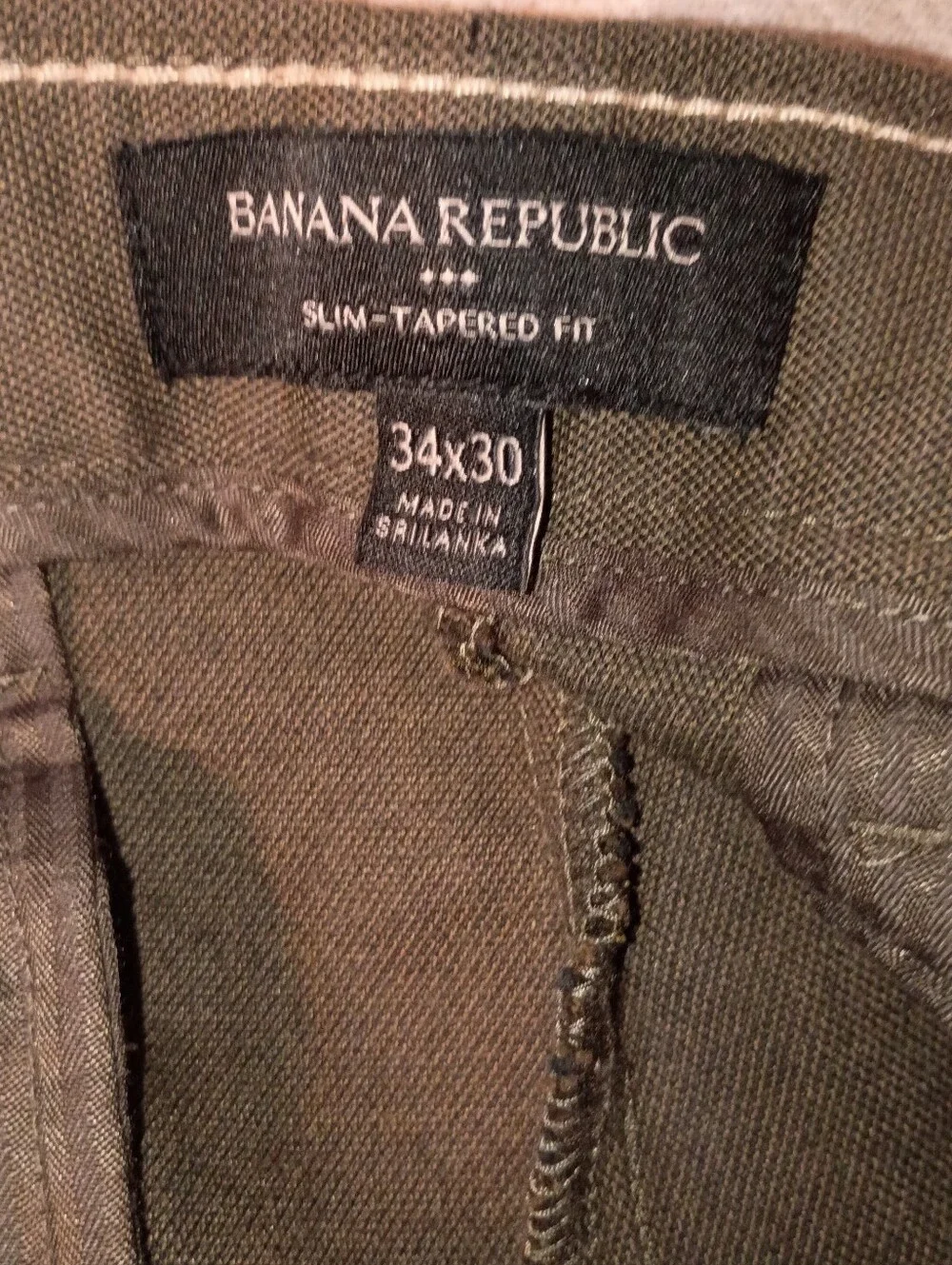 Banana Republic Men's Slim Chinos in Olive